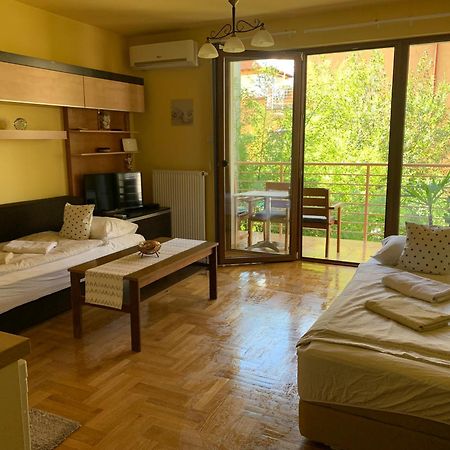 Mandarin Wellness Apartman Siófok Exteriör bild