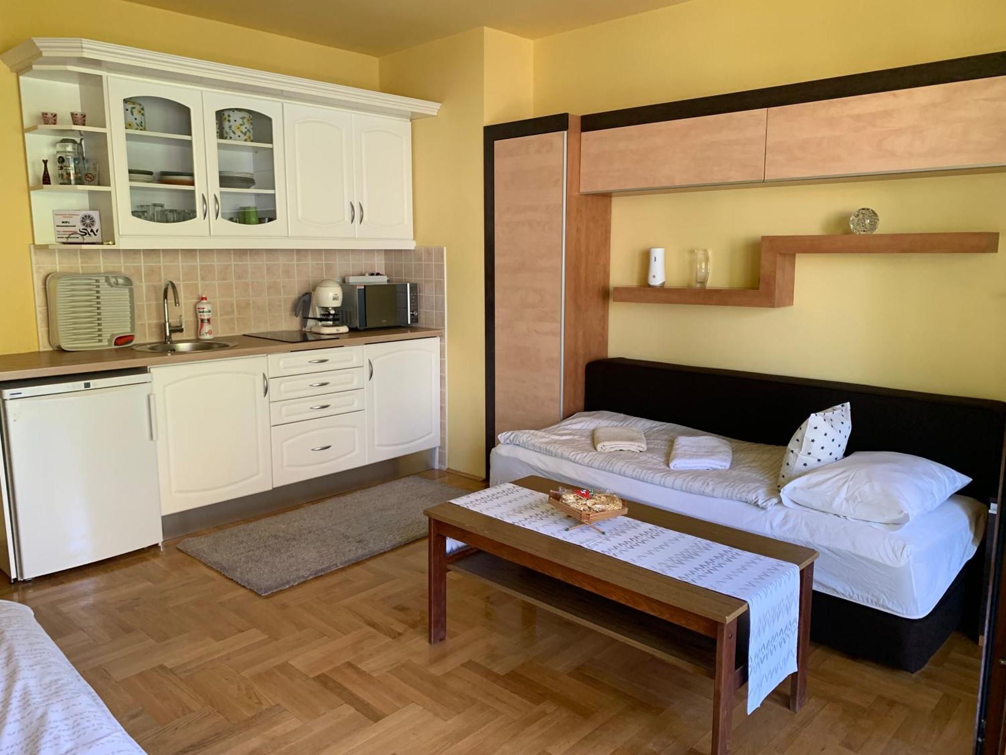 Mandarin Wellness Apartman Siófok Exteriör bild