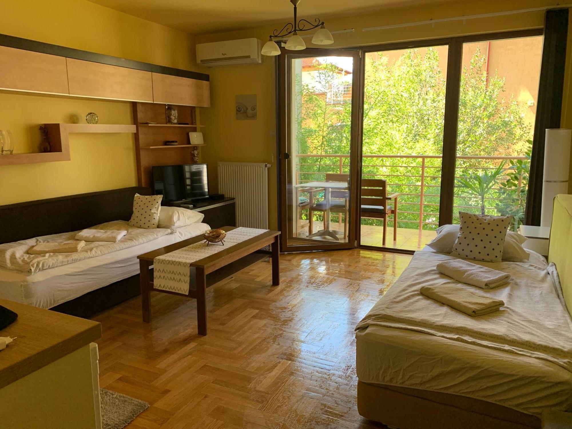 Mandarin Wellness Apartman Siófok Exteriör bild