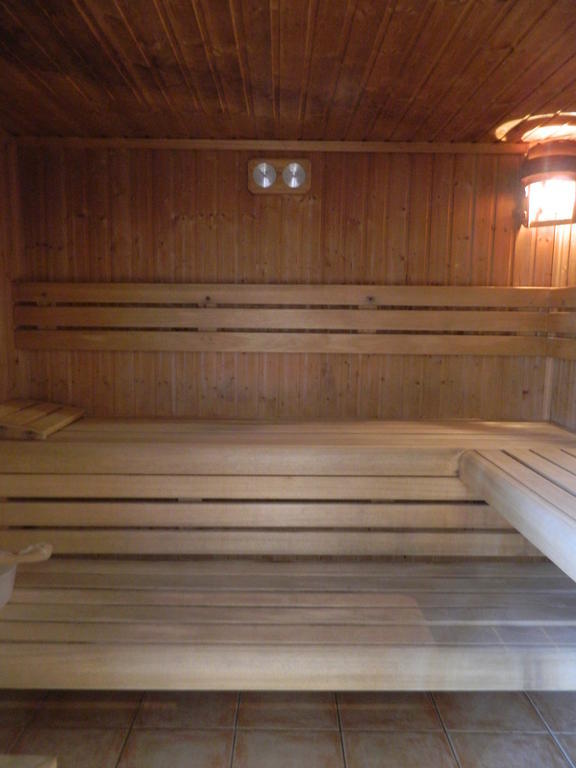 Mandarin Wellness Apartman Siófok Rum bild