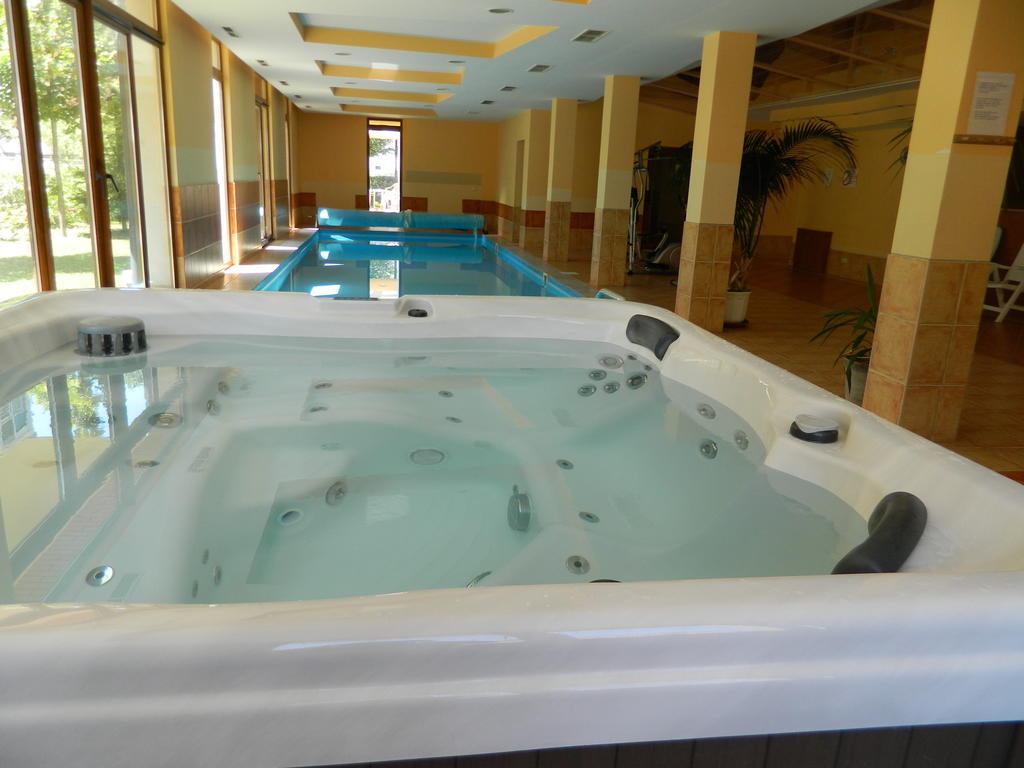 Mandarin Wellness Apartman Siófok Rum bild