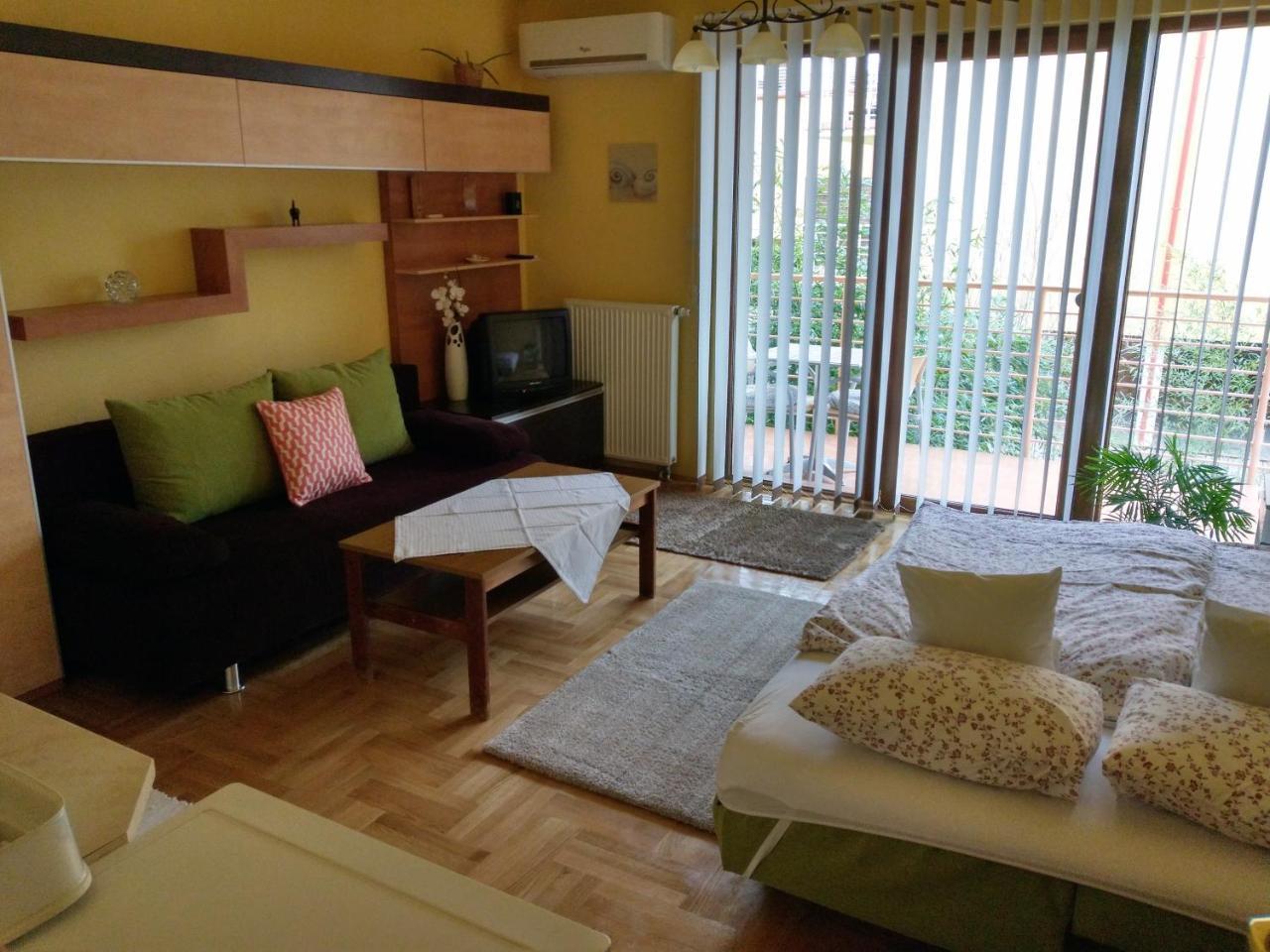 Mandarin Wellness Apartman Siófok Exteriör bild