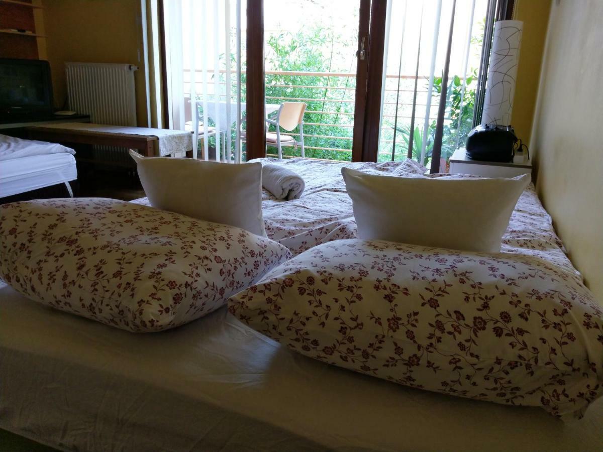 Mandarin Wellness Apartman Siófok Exteriör bild